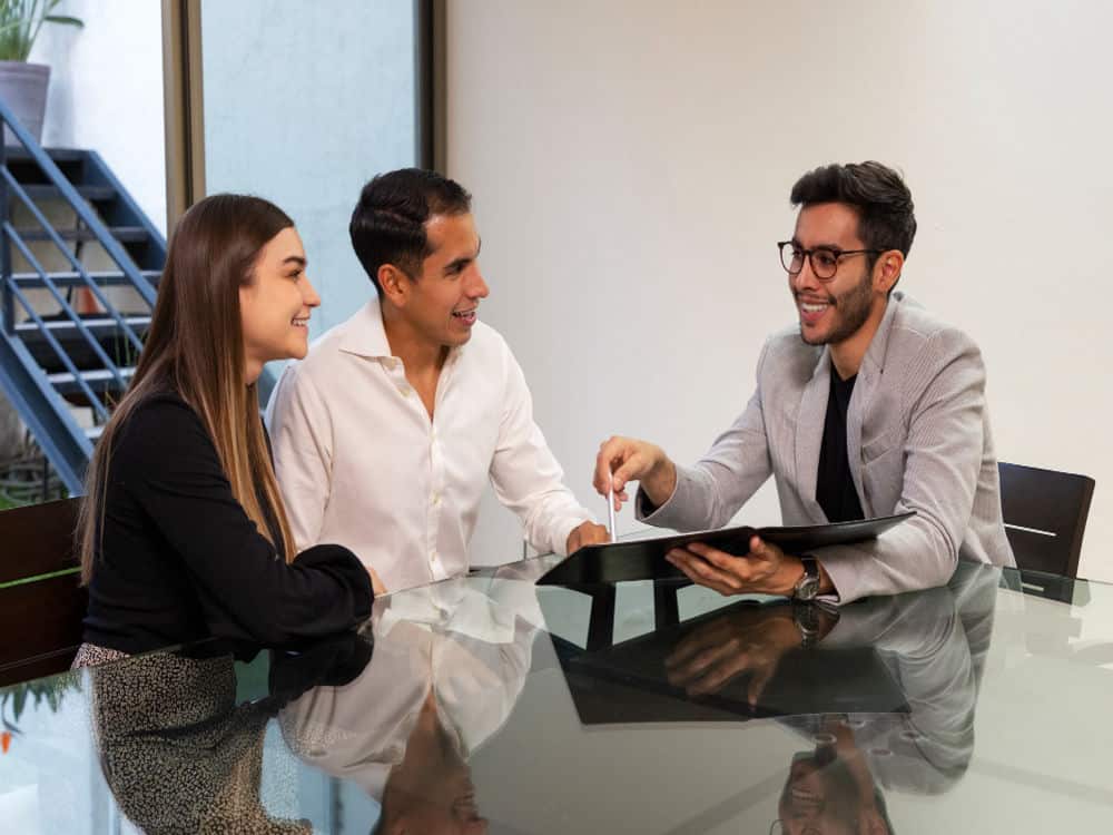 How EOR Services Simplify GCC Hiring and Global Expansion in India